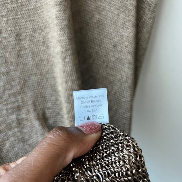 Tuckernuck Indie Metallic Bronze Knit Short Sleeve V-Neck Midi Dress Size M NWT - Picture 9 of 9